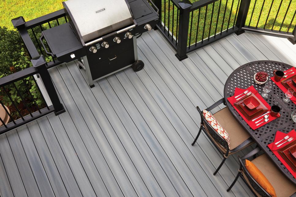 Bump-out for grill | Creative Tips For Adding A Deck To Your Home | C&C Construction | General Contractor Serving Seattle & Mercer Island